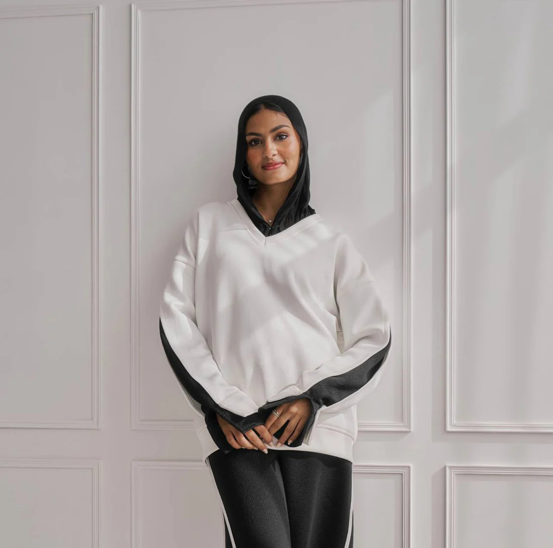 White Isabella Sweatshirt