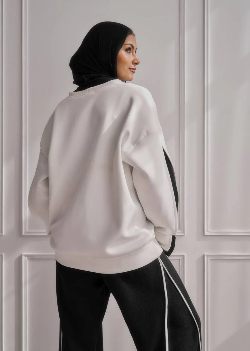 White Isabella Sweatshirt